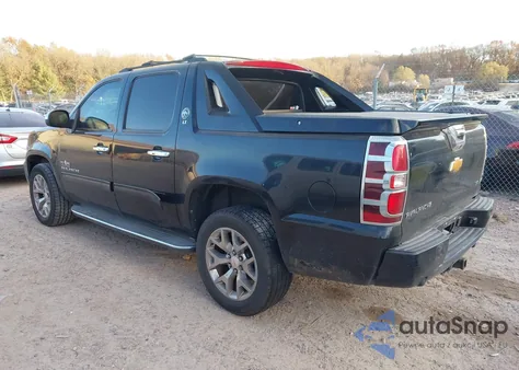 2012 Chevrolet Avalanche 1500 Lt1 from USA, damaged, VIN 3GNMCFE04CG211729